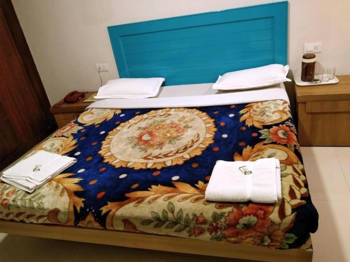 Hotel Preethi Palace Ooty Luaran gambar