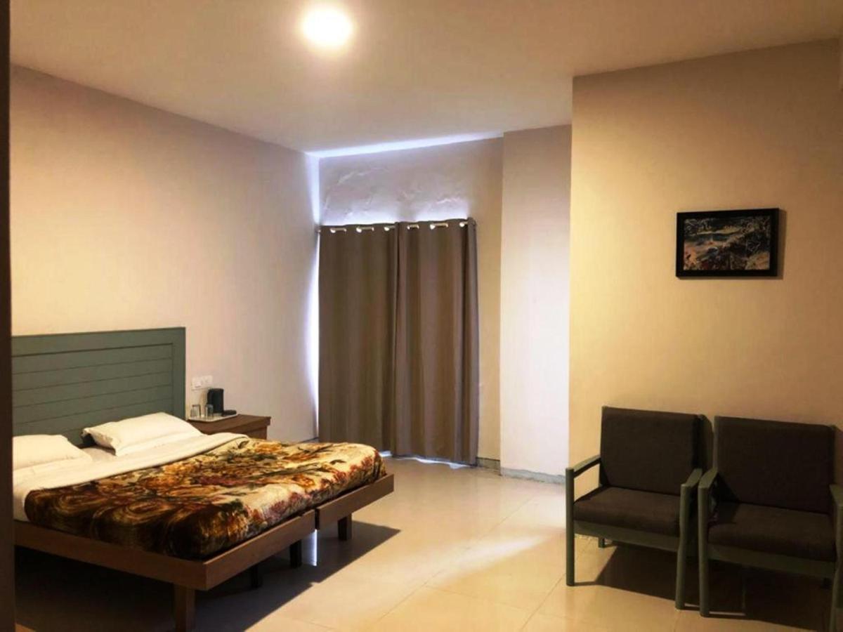 Hotel Preethi Palace Ooty Luaran gambar