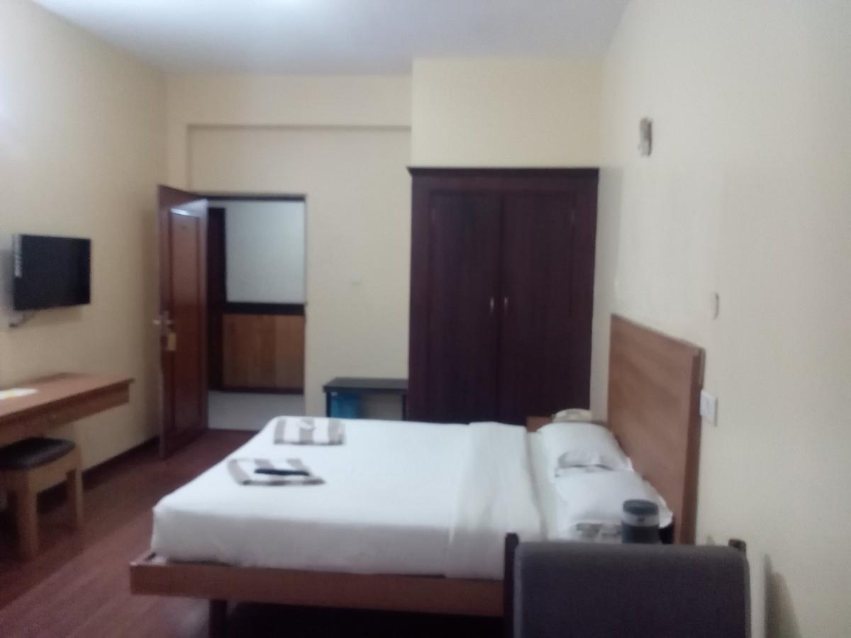 Hotel Preethi Palace Ooty Luaran gambar
