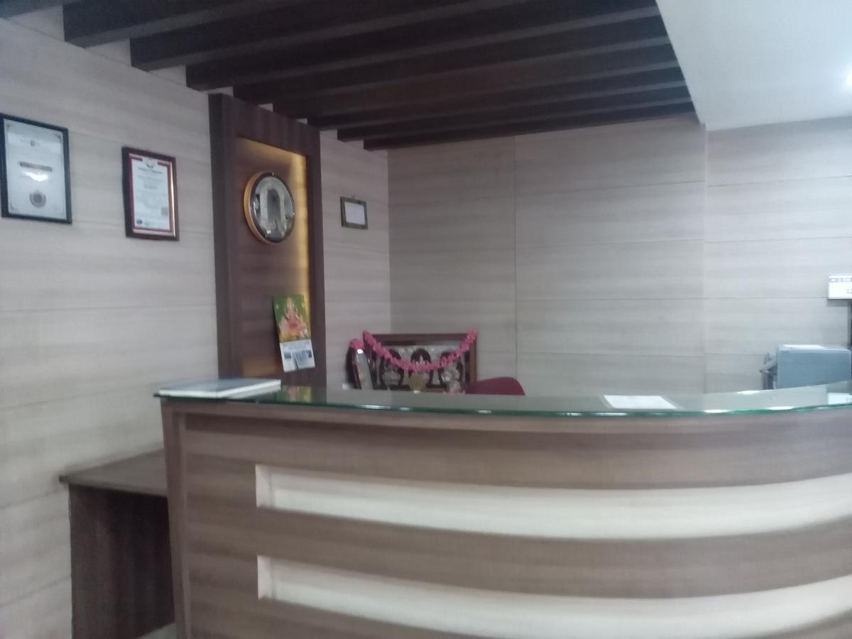 Hotel Preethi Palace Ooty Luaran gambar