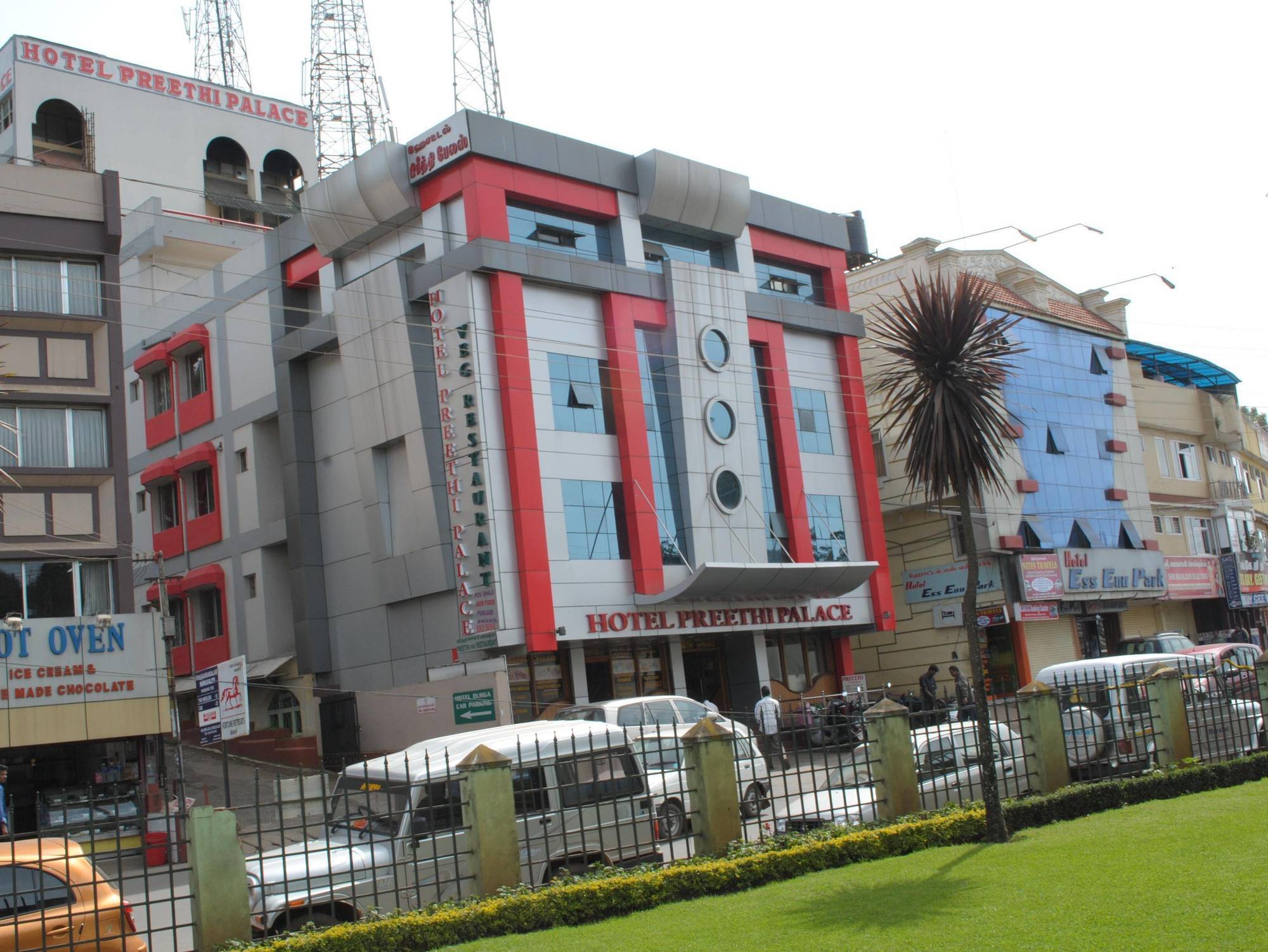 Hotel Preethi Palace Ooty Luaran gambar